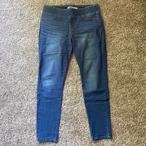 Old Navy Rockstar Jeggings